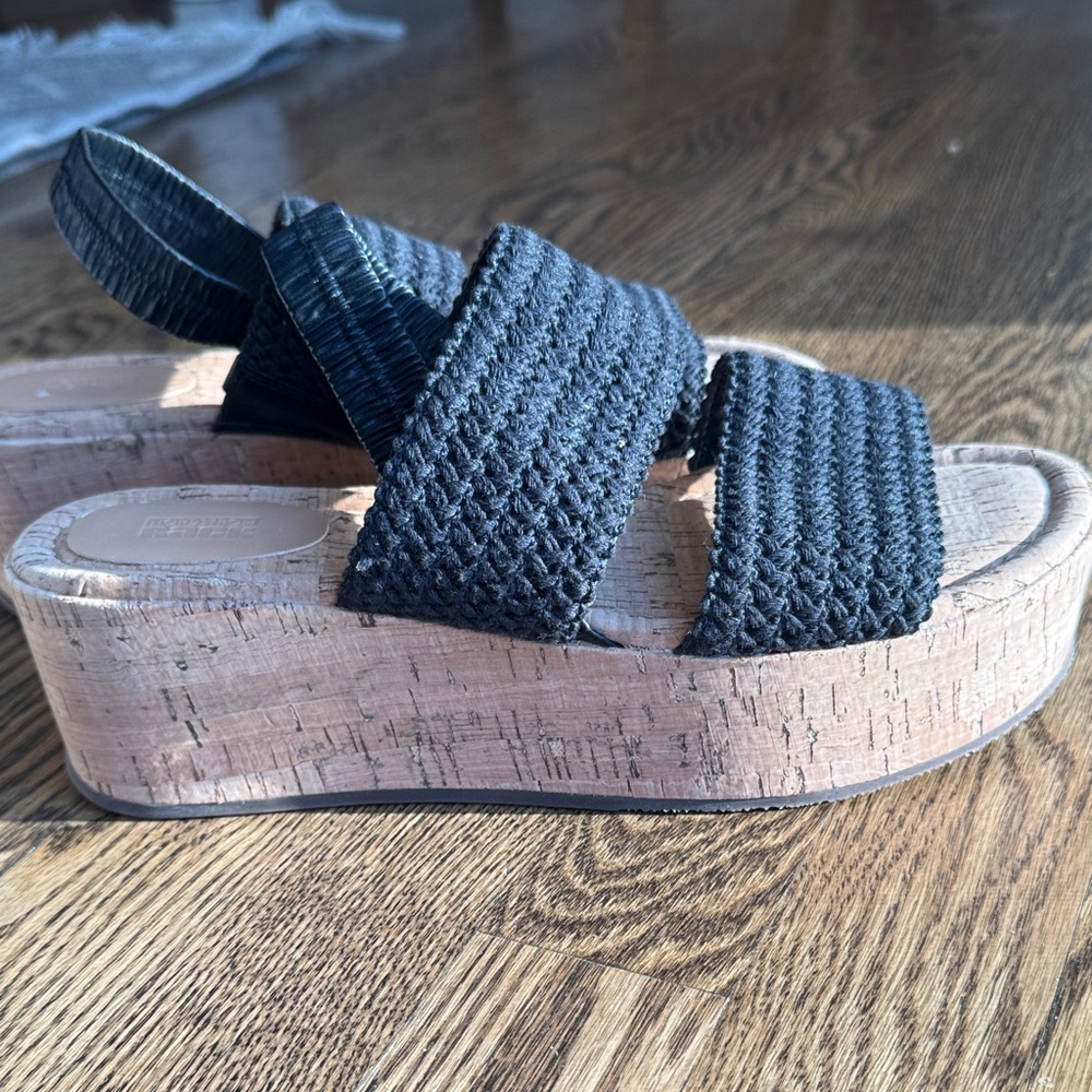 Nordstrom Rack Sandals - Picture 4 of 6
